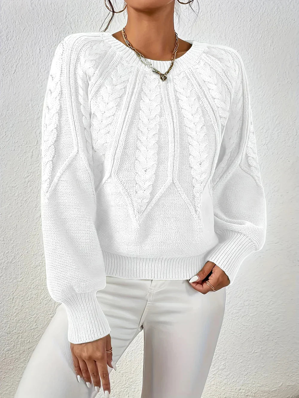 Emila™ | Casual and Elegant Cable-Knit Sweater