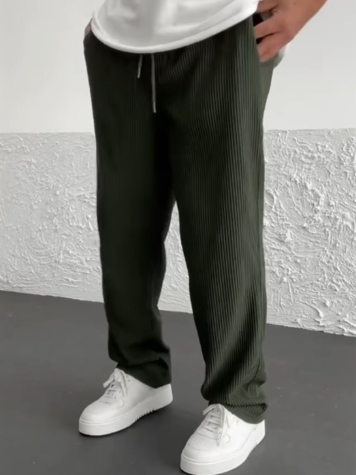 Tom - Ribbed tubular leg pants